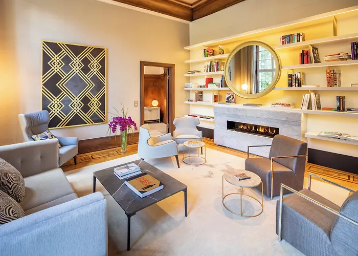 Hotel Fraser 5*