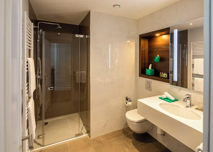 Hotel Fraser 5*