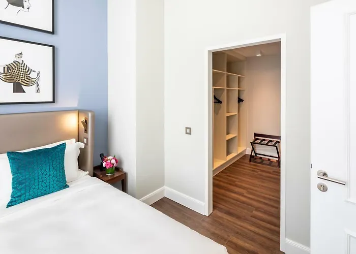 Hotel Fraser 5*